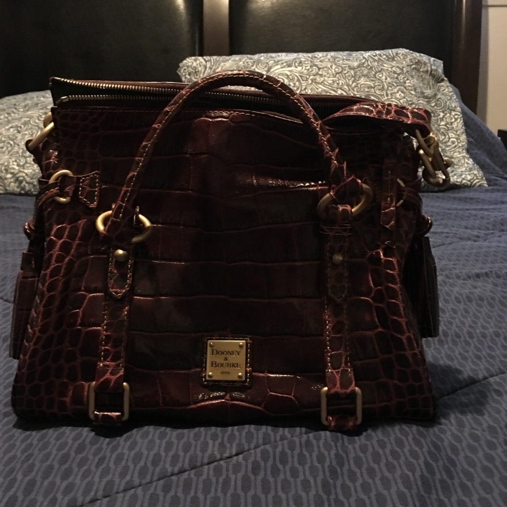 Dooney & Bourke